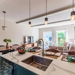 Once In A Lifetime - By Myhomeincomo Apartament *