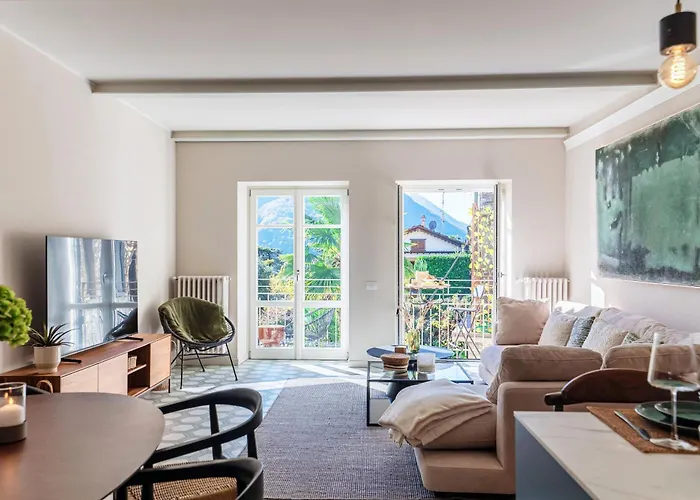 Once In A Lifetime - By Myhomeincomo Lägenhet